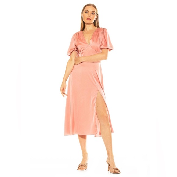 $245 Alexia Admor Light Pink Satin Puff Sleeve Midi V Neck Slit Dress - Picture 1 of 6